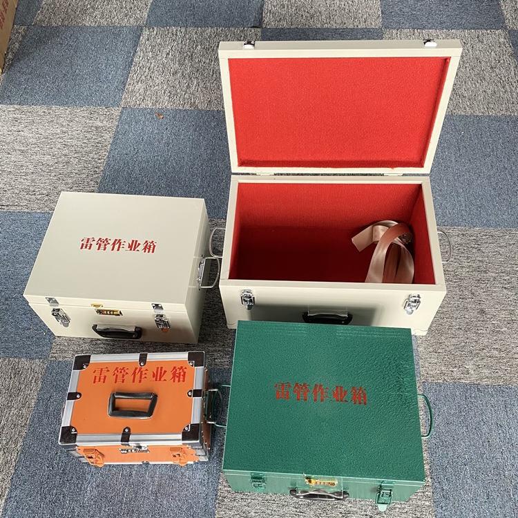 新绛爆破工程作业箱如何选择？玻璃钢与传统材质的全面对比